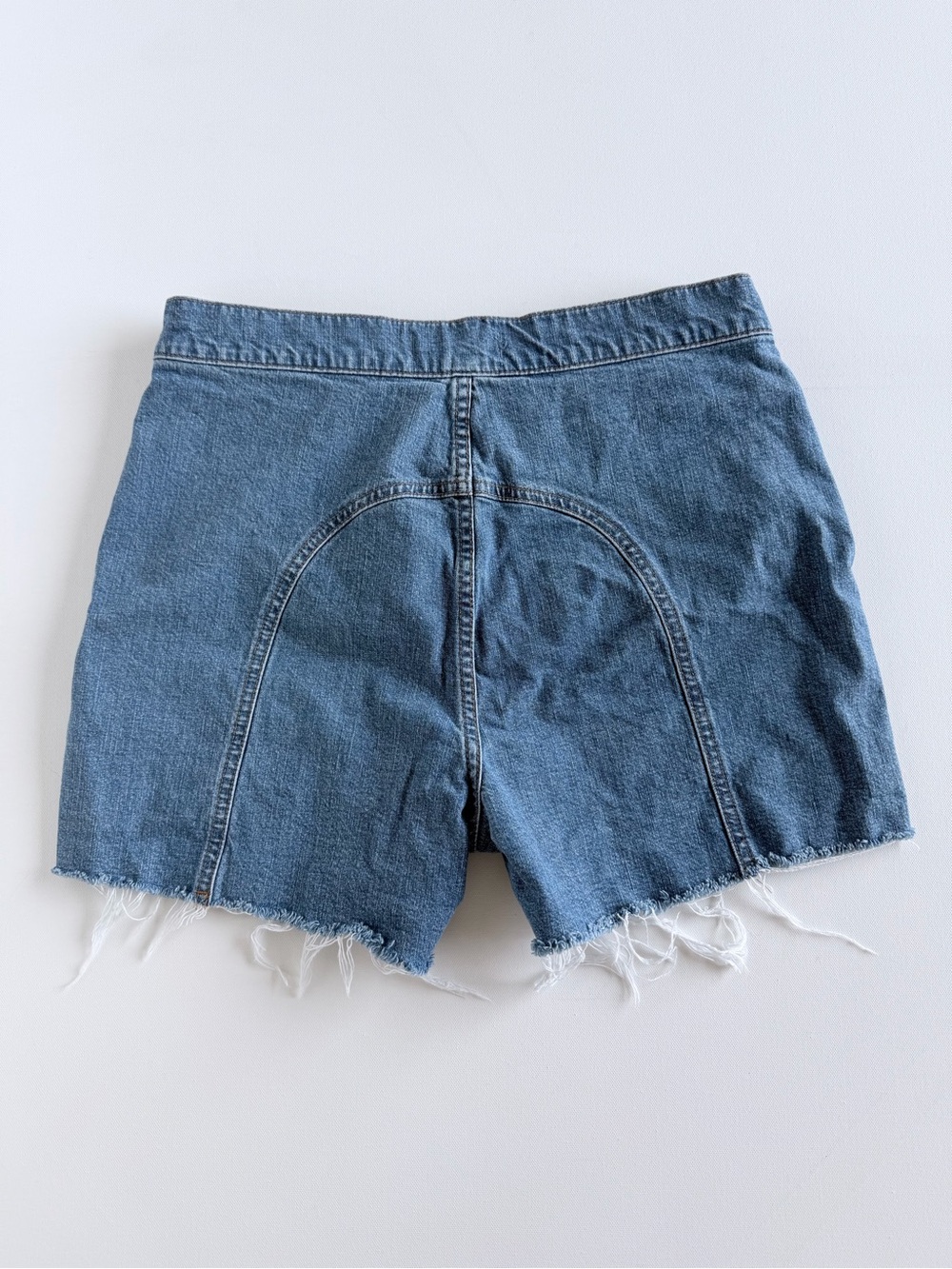 Madewell High Rise Back Seam Raw Hem Denim Shorts Size 29 - Picture 2 of 9